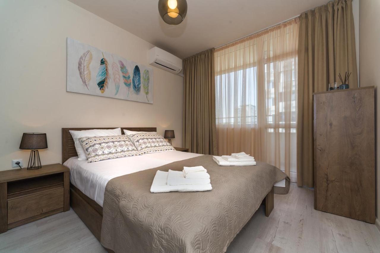 Alma Apartment - Stylish 1Bd Flat With Balcony By Flat Mаnager بلوفديف المظهر الخارجي الصورة